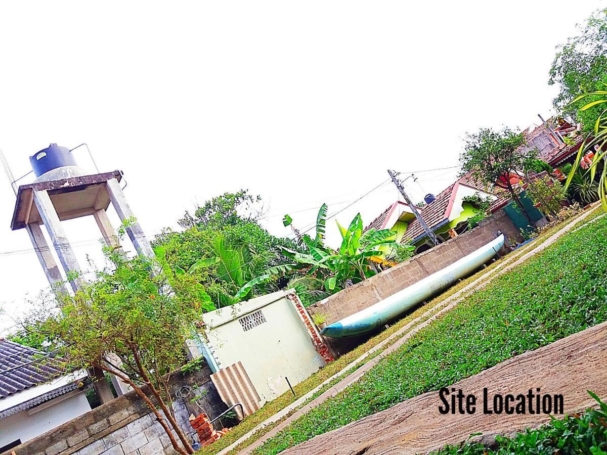A&B Resort Negombo Kudapaduwa Zimmer foto